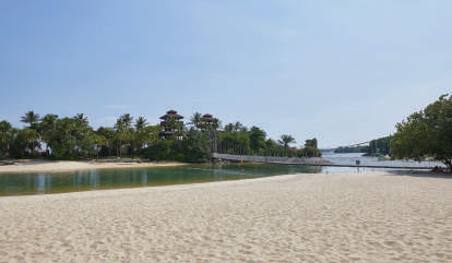  Cape Royale - Tanjong Beach with 7-min drive to